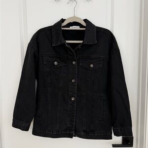 Classic Black Denim Jacket Oversized